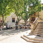 La Bourgade D'uzes Yourhosthelper アパート ユゼ