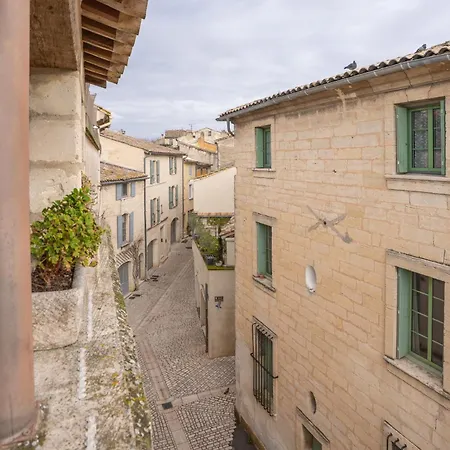 La Bourgade D'uzes Yourhosthelper