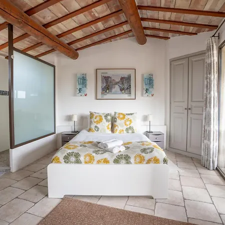 La Bourgade D'uzes Yourhosthelper Apartament *
