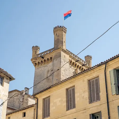 La Bourgade D'uzes Yourhosthelper