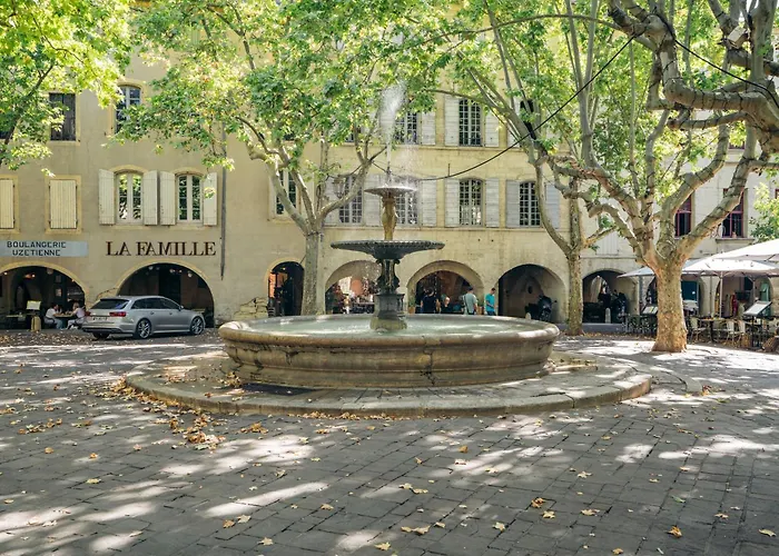 La Bourgade D'uzes Yourhosthelper Apartamento *