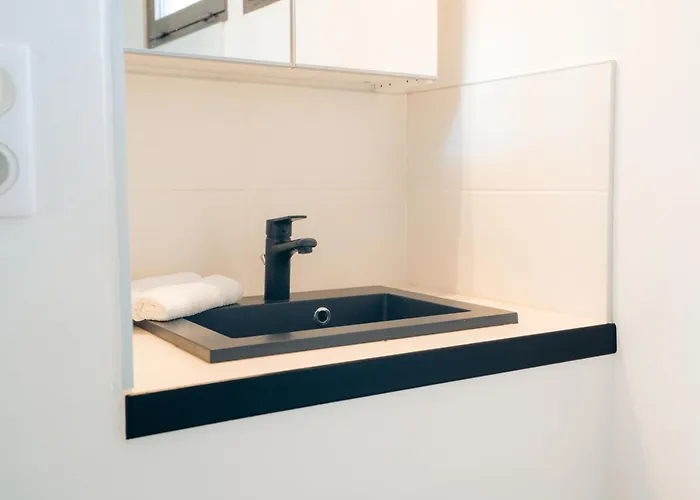 La Bourgade D'uzes Yourhosthelper Apartamento *